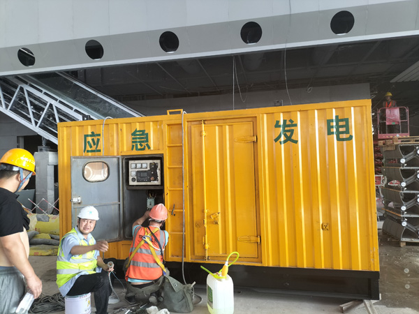 六安怎样判断空气滤清器是否需要更换？